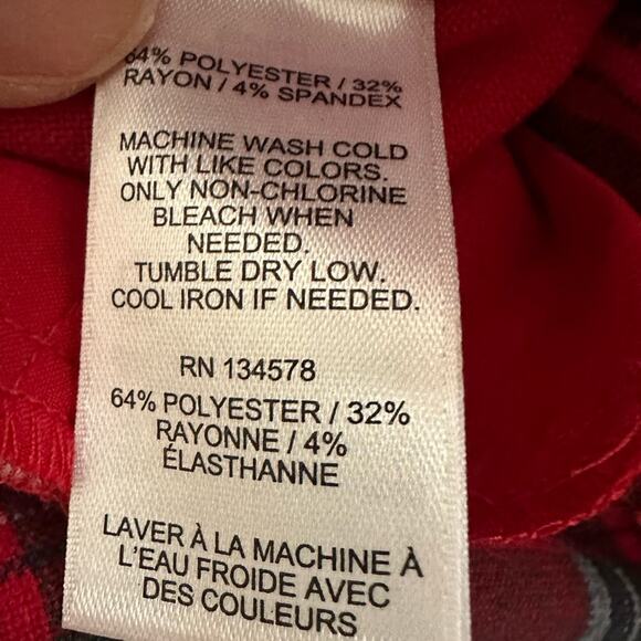 Vineyard Vines Red Plaid Women's Pants - Picture 5 of 5